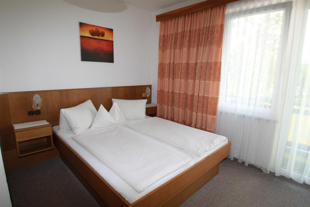 Pension Sonnenschein Sankt Kanzian am Klopeiner See Екстериор снимка